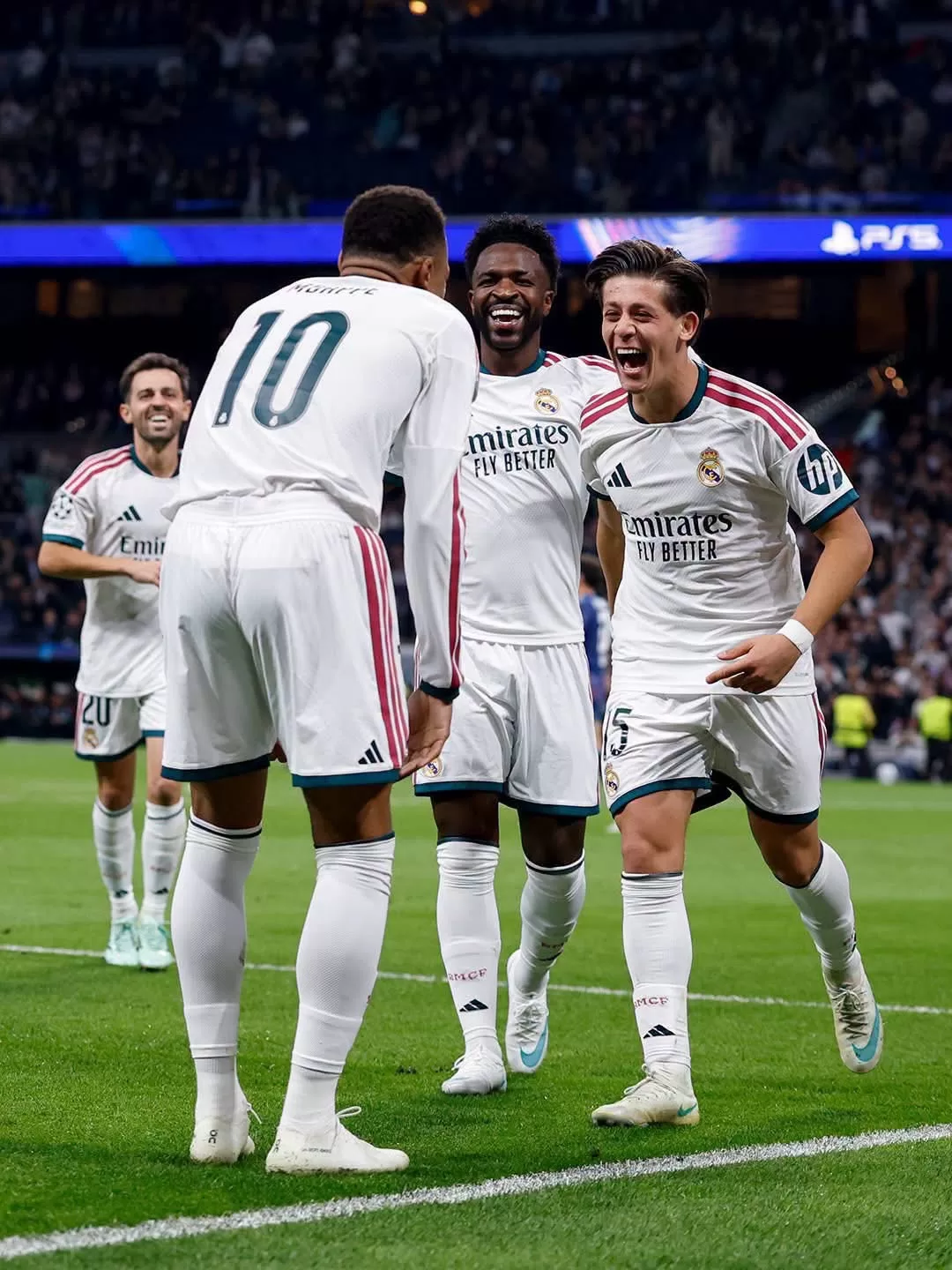 Le Real Madrid frappe fort avant le Clasico avec une victoi…