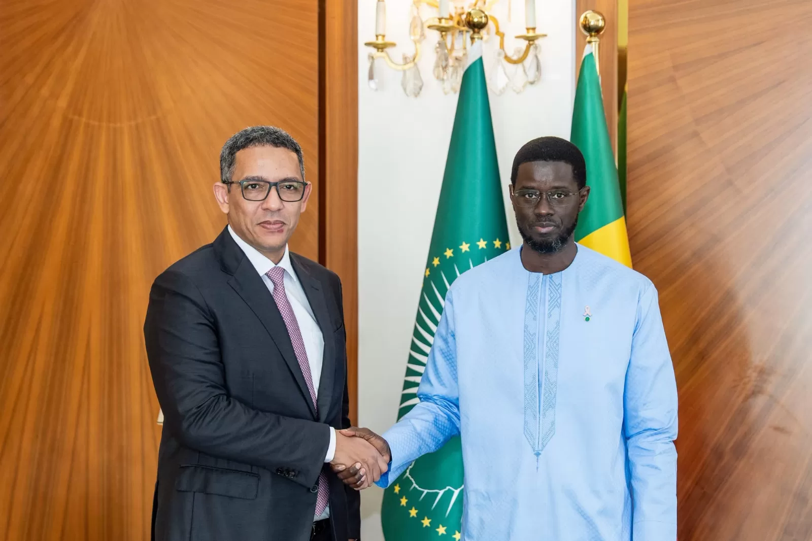 Le Président de la République, Son Excellence Monsieur Bassirou Diomaye Faye, a reçu en audience le vendredi 16 octobre 2026 Monsieur Mohamed Abdel Vetah, ministre de l'Énergie et du Pétrole de la République islamique de Mauritanie, ancien Haut-Commissair