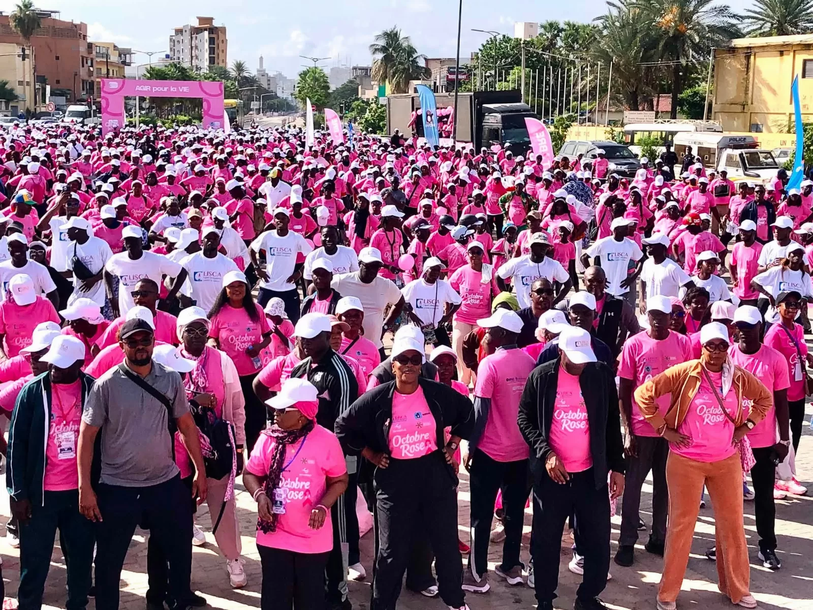 Octobre Rose 2026 : la LISCA lance la campagne de sensibilisation avec une randonnée de 3 400 participants