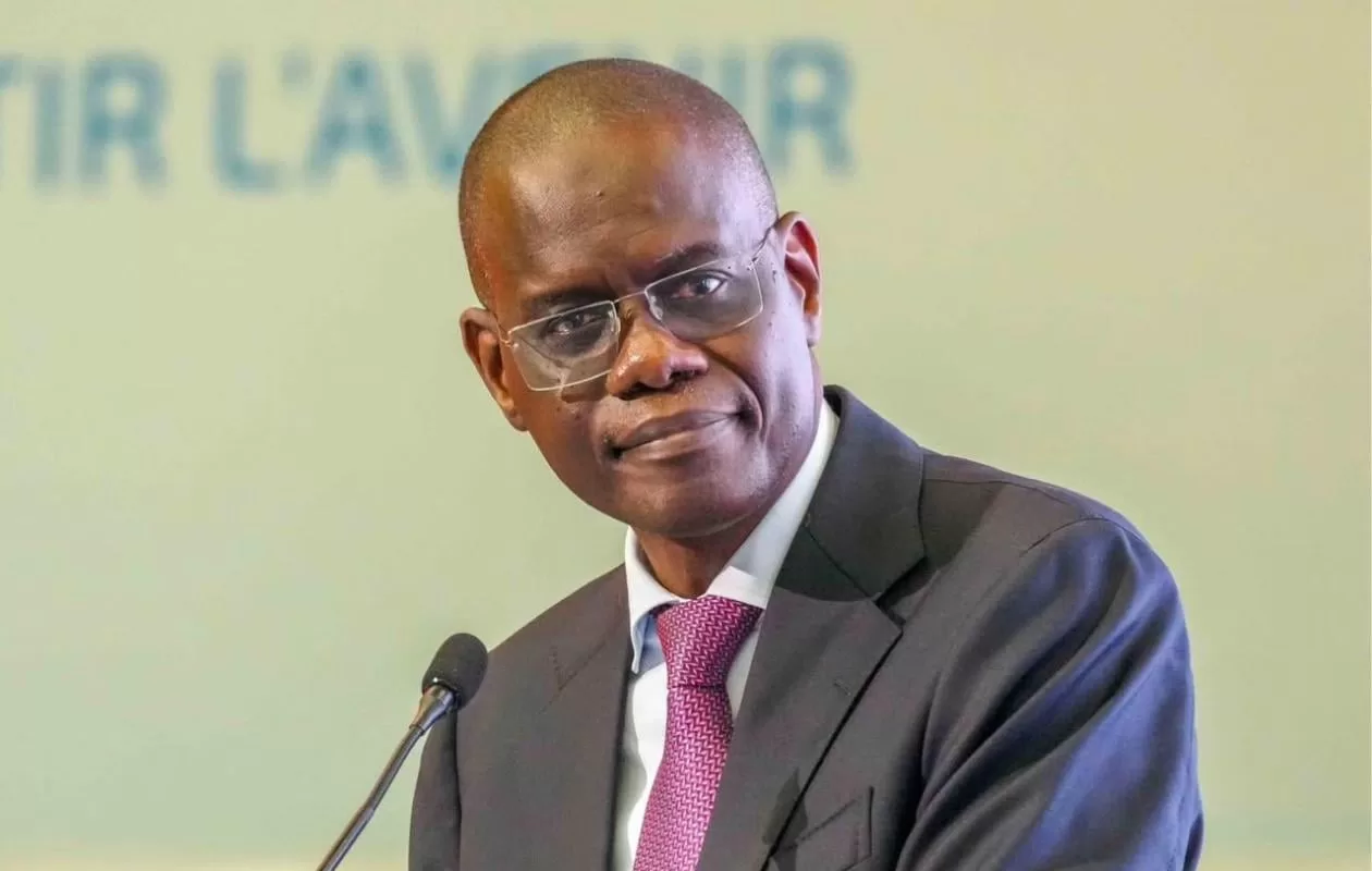 Décès de Cheikh Hamidou Kane : le Premier ministre rend hommage à une grande figure de la littérature sénégalaise