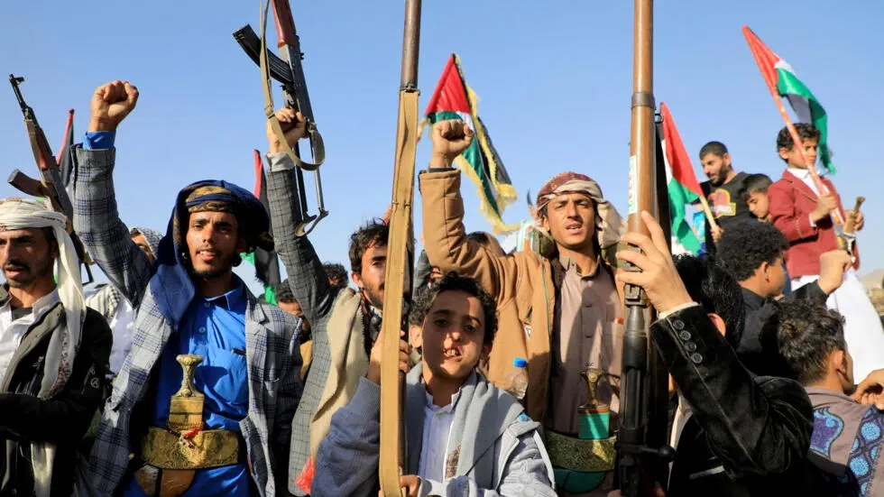 Les Houthis, le groupe yéménite qui défie les États-Unis en mer Rouge