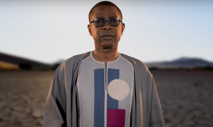 Youssou Ndour reporte le Grand Bal de mbour en hommage à Ndeye Fatou Diouf, la mère de Waly Seck