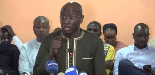 Aly Ngouille Ndiaye réclame la dissolution du gouvernement et poursuit sa campagne électorale