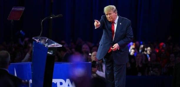 Trump vise à éliminer Haley lors du "Super Tuesday" pour se concentrer sur un match retour avec Biden