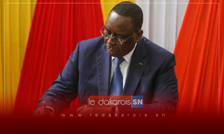 Passeports diplomatiques : Macky Sall modifie les règles à quelques jours de son départ