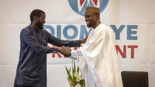Ousmane Sonko nommé Premier ministre : Une collaboration fructueuse avec Diomaye Faye