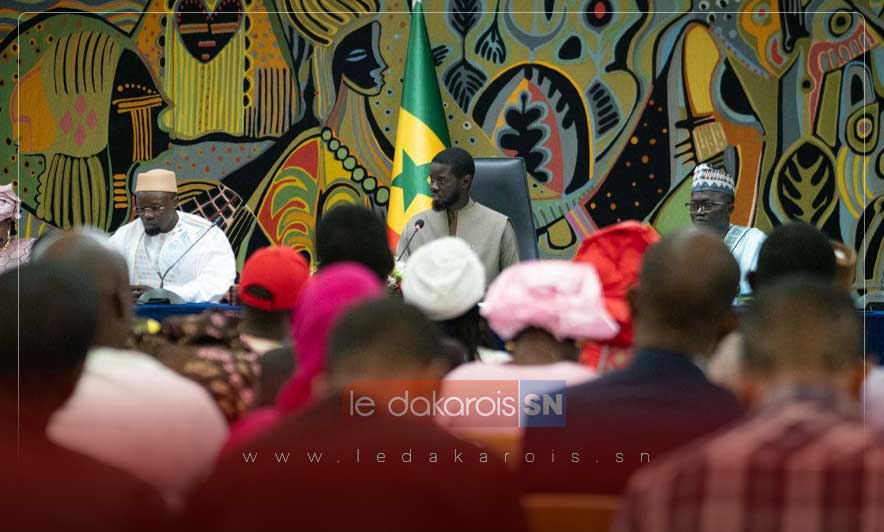 Le Président Bassirou Diomaye Faye réaffirme son engagement envers les travailleurs lors de la cérémonie de la fête du Travail