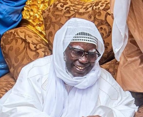 Serigne Mountakha Mbacké en retraite spirituelle de trois semaines : un temps de ressourcement et de recul